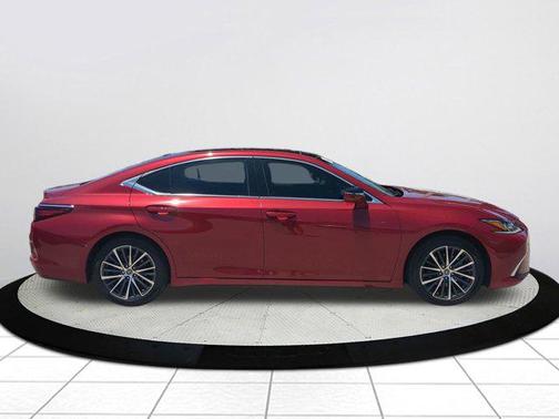 2022 Lexus ES 350 Base