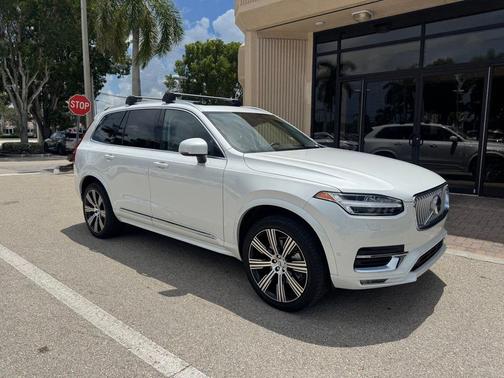 Crystal White Metallic 2024 Volvo XC90 B6 Ultimate Bright Theme 7-Seater
