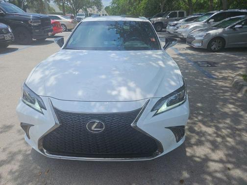 Ultra White 2023 Lexus ES 350 F Sport