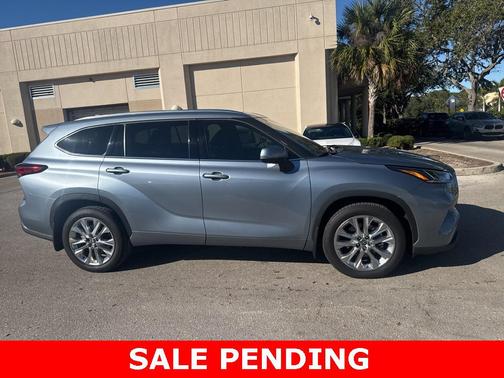 2022 Toyota Highlander Limited