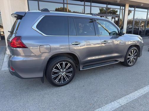 2019 Lexus LX 570 Base