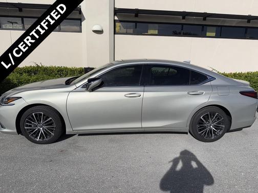 2025 Lexus ES 350 Base