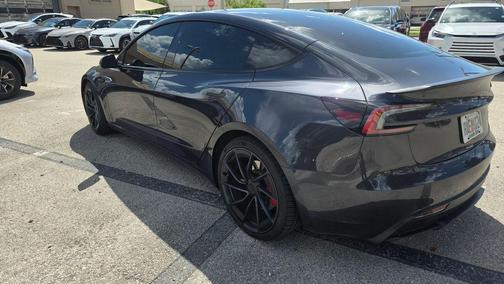 2024 Tesla Model 3 Performance