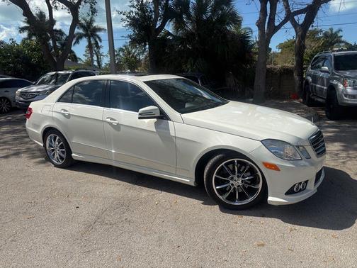 2010 Mercedes-Benz E-Class 4MATIC