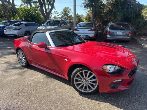 2018 FIAT 124 Spider Base
