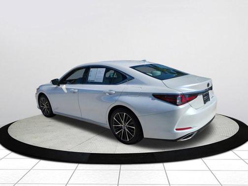 2023 Lexus ES 350 Base