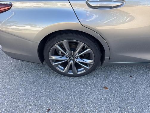 2019 Lexus ES 350 F Sport