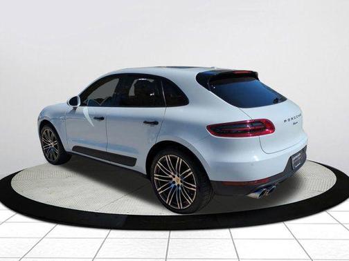 2018 Porsche Macan Sport Edition