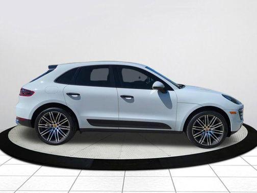 2018 Porsche Macan Sport Edition