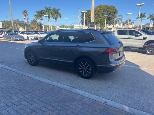 2021 Volkswagen Tiguan 2.0T SE