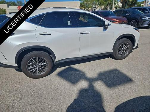 Eminent White Pearl 2024 Lexus NX 250 Premium