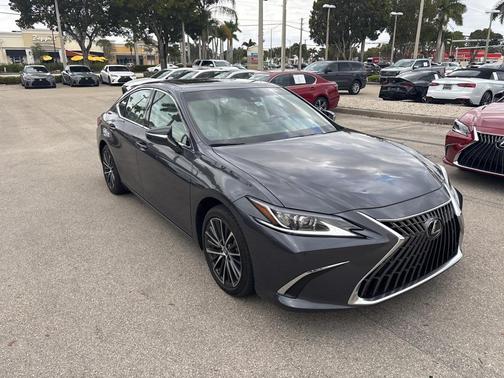 2023 Lexus ES 350 Base