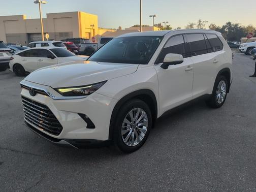 2024 Toyota Grand Highlander Platinum