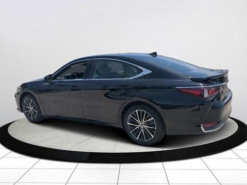 2024 Lexus ES 300h 300H