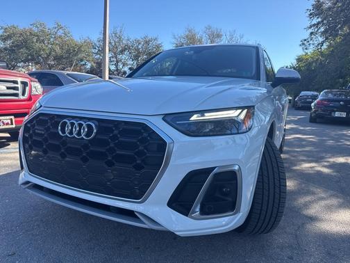 2023 Audi Q5 45 S line Premium Plus