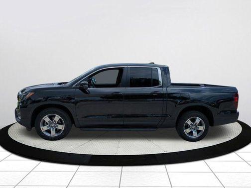Crystal Black Pearl 2024 Honda Ridgeline RTL