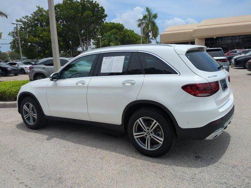 Polar White 2022 Mercedes-Benz GLC 300 Base
