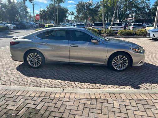 Atomic Silver 2019 Lexus ES 350 Luxury