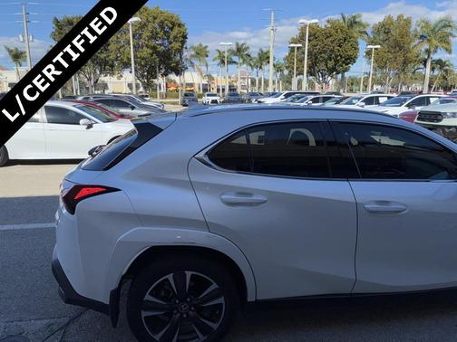 2024 Lexus UX 250h Base