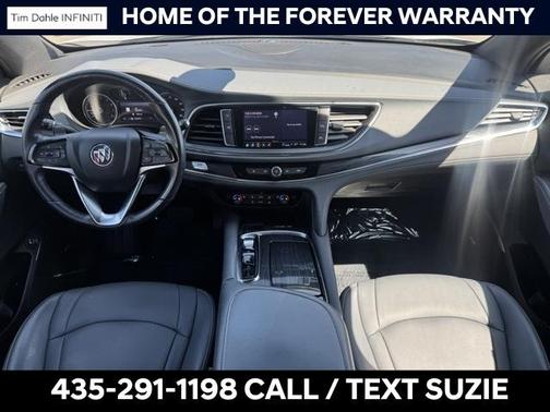 2022 Buick Enclave Essence
