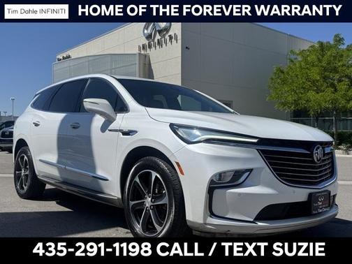 2022 Buick Enclave Essence