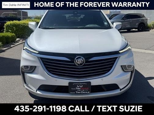 2022 Buick Enclave Essence