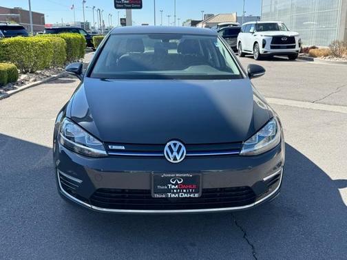 2019 Volkswagen e-Golf SE