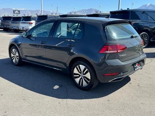 2019 Volkswagen e-Golf SE