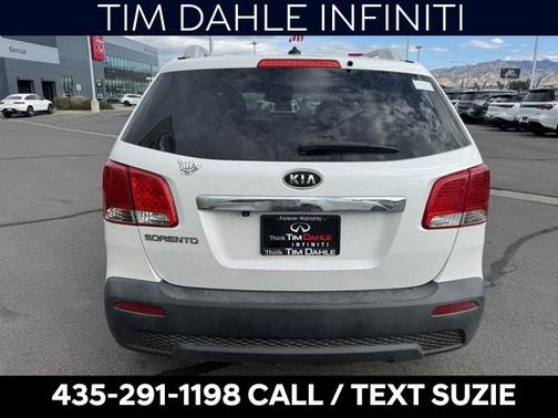 2011 Kia Sorento LX