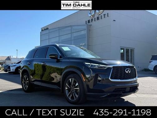 Mineral Black 2023 INFINITI QX60 LUXE