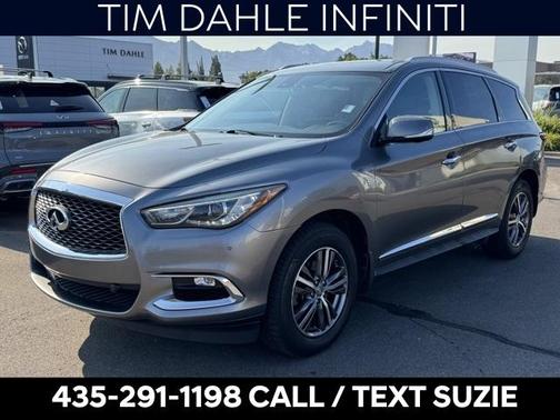 2017 INFINITI QX60 Base