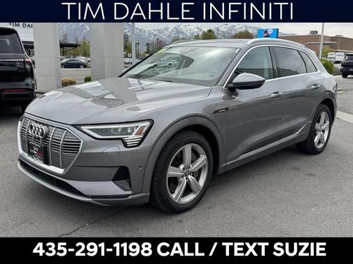 2019 Audi e-tron Premium Plus