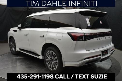 2025 INFINITI QX80 Luxe