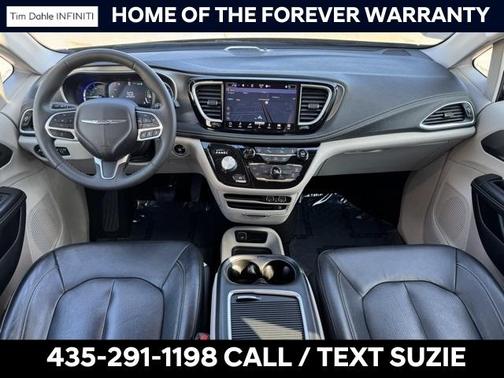 2022 Chrysler Pacifica Hybrid Touring L