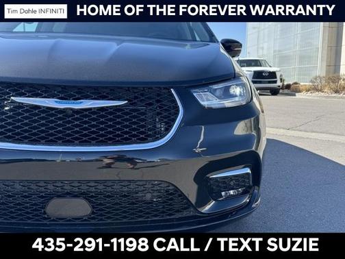 2022 Chrysler Pacifica Hybrid Touring L