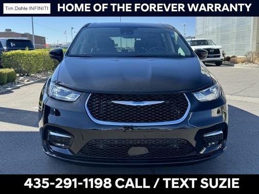 2022 Chrysler Pacifica Hybrid Touring L