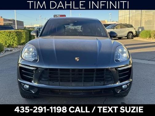 2017 Porsche Macan Base