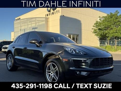 2017 Porsche Macan Base