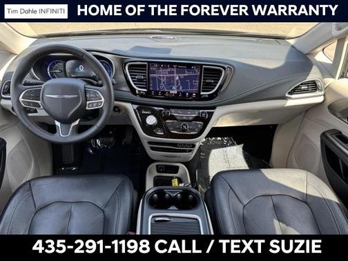 2022 Chrysler Pacifica Hybrid Touring L