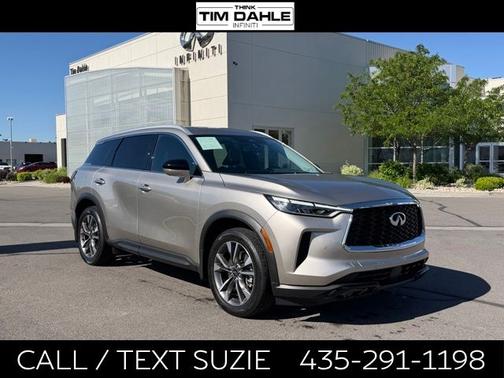 Warm Titanium 2023 INFINITI QX60 LUXE