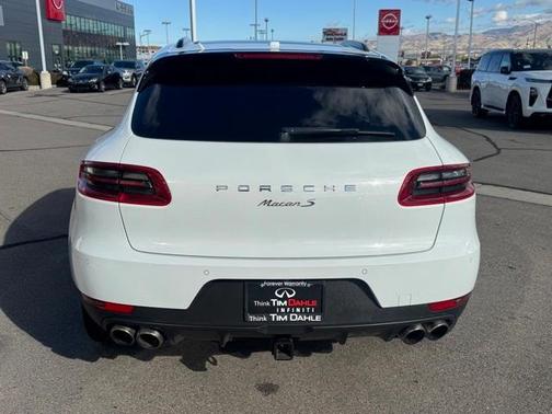 2017 Porsche Macan S