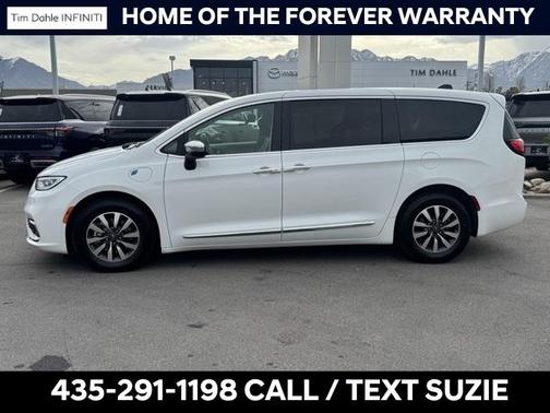 2023 Chrysler Pacifica Hybrid Limited