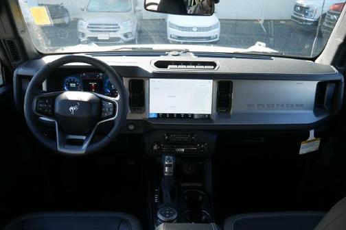 Avalanche 2026 Ford Bronco Outer Banks