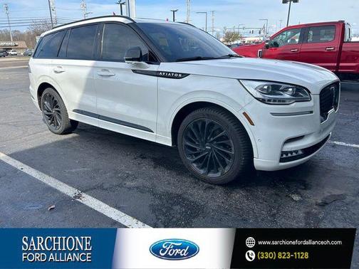 Pristine White Metallic Tri-Coat 2022 Lincoln Aviator Reserve AWD
