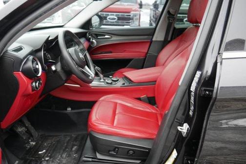2019 Alfa Romeo Stelvio Ti
