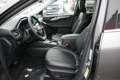 2026 Ford Escape Platinum