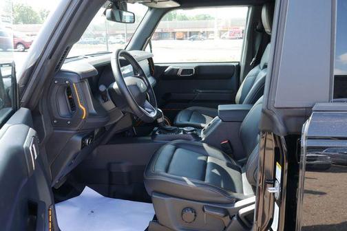 Shadow Black 2024 Ford Bronco Badlands