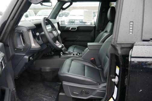 Shadow Black 2026 Ford Bronco Outer Banks