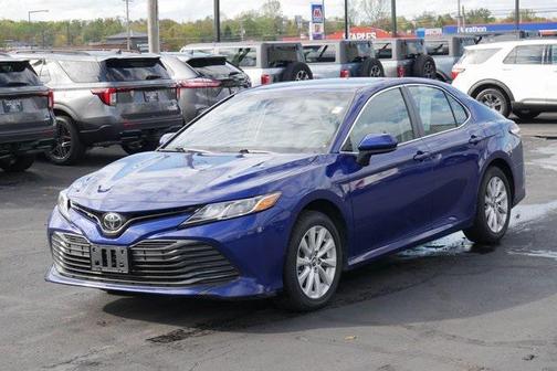 2018 Toyota Camry LE