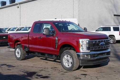Ruby Red Metallic Tinted Clearcoat 2026 Ford F-250 XLT